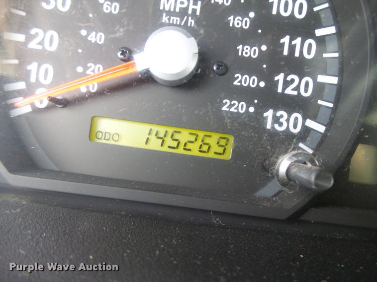 image for item DB9933 2006 Kia Sorento SUV