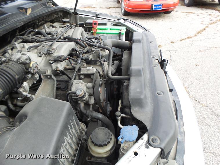 image for item DB9933 2006 Kia Sorento SUV