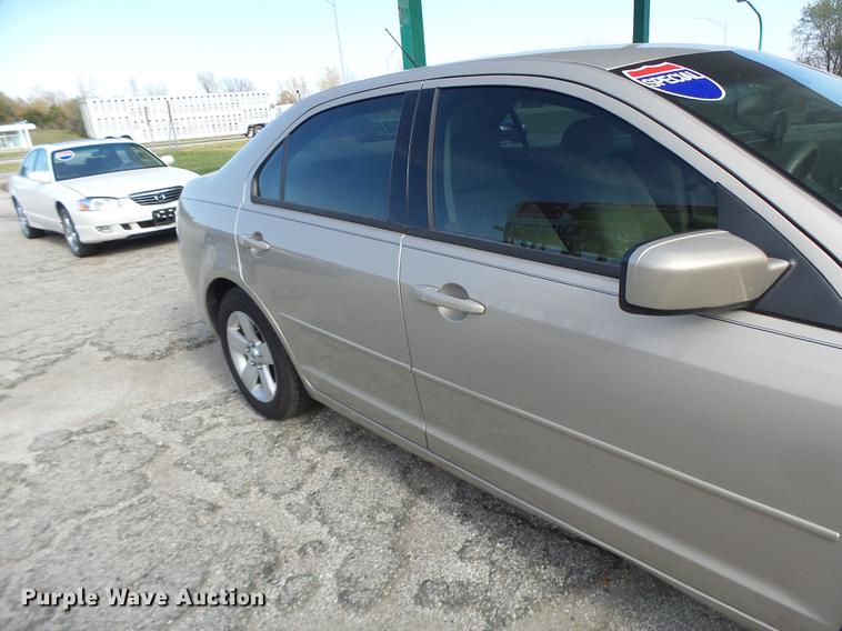 image for item DB9935 2007 Ford Fusion