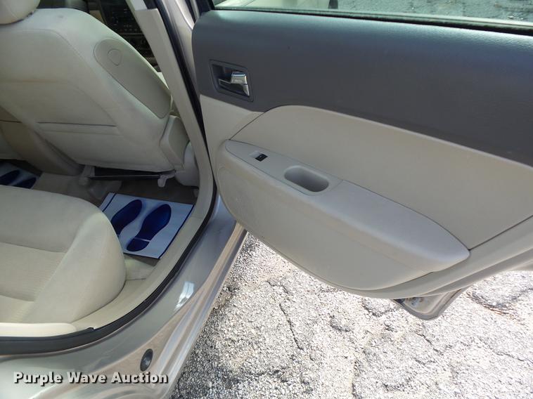 image for item DB9935 2007 Ford Fusion