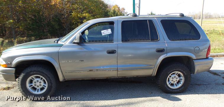 image for item DB9937 1999 Dodge Durango SUV