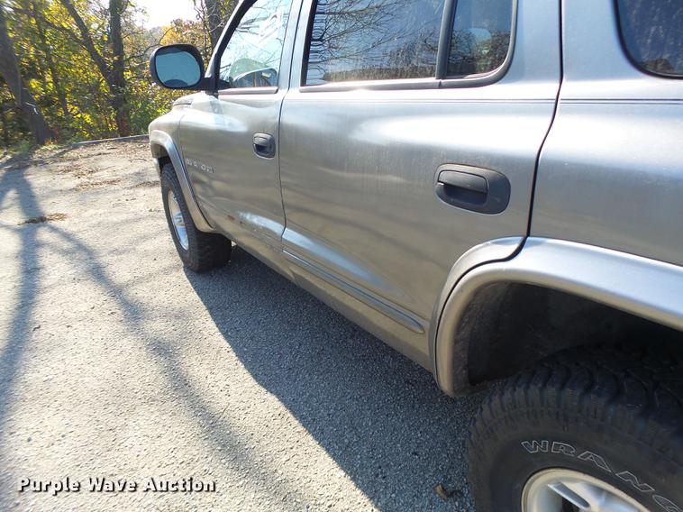 image for item DB9937 1999 Dodge Durango SUV