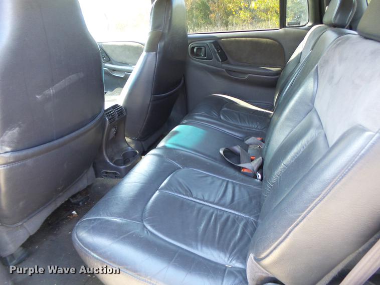 image for item DB9937 1999 Dodge Durango SUV