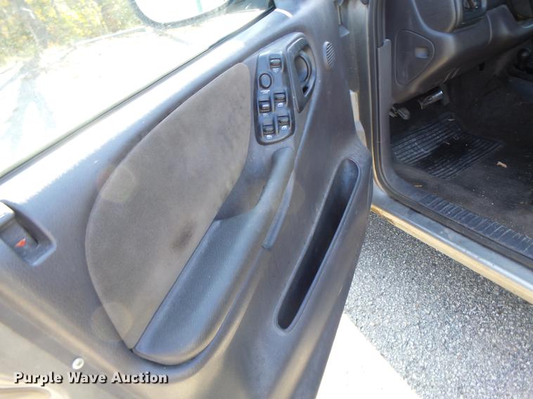 image for item DB9937 1999 Dodge Durango SUV