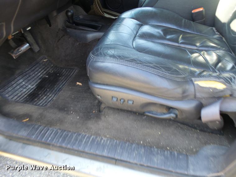 image for item DB9937 1999 Dodge Durango SUV