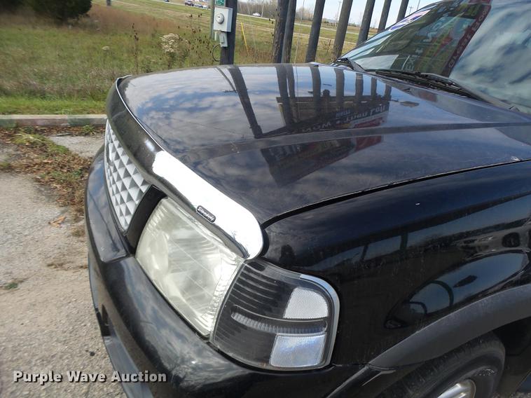 image for item DB9938 2003 Ford Explorer SUV