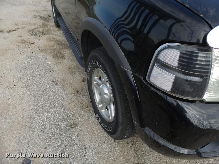 image for item DB9938 2003 Ford Explorer SUV