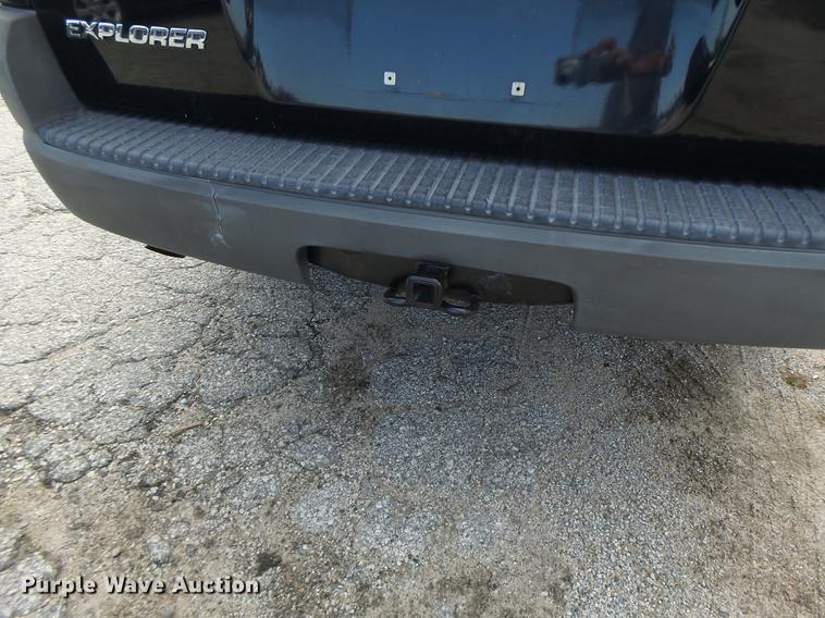 image for item DB9938 2003 Ford Explorer SUV