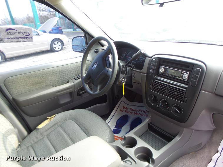 image for item DB9938 2003 Ford Explorer SUV