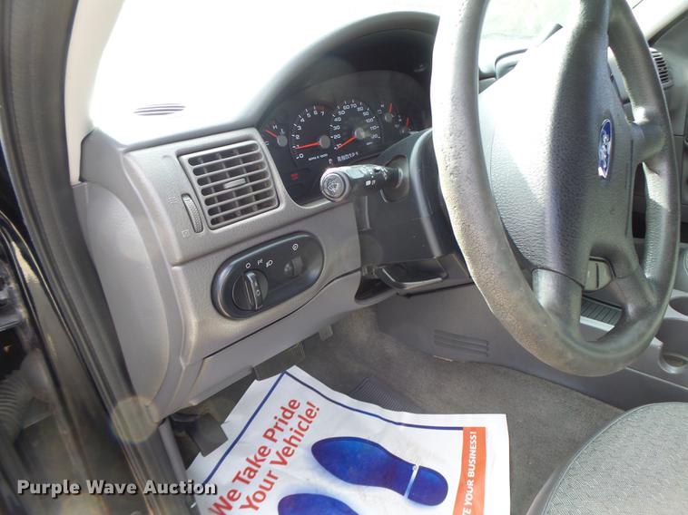 image for item DB9938 2003 Ford Explorer SUV