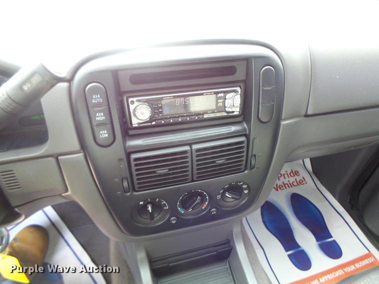 image for item DB9938 2003 Ford Explorer SUV