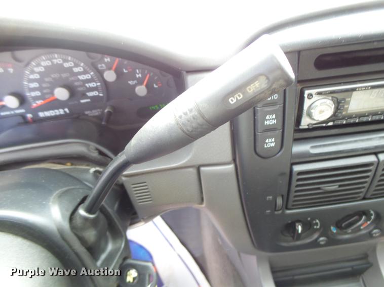 image for item DB9938 2003 Ford Explorer SUV