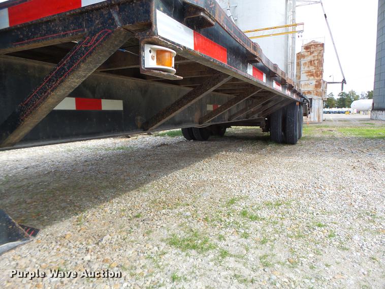 image for item DB9946 1997 Maxwell equipment trailer