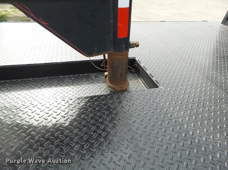 image for item DB9946 1997 Maxwell equipment trailer