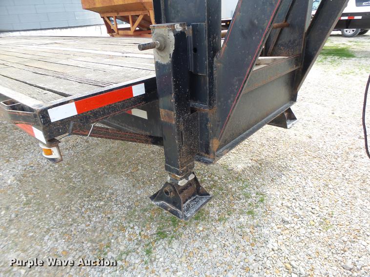 image for item DB9946 1997 Maxwell equipment trailer