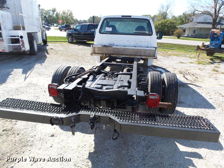 image for item DB9965 1999 Ford F350 Super Duty cab and chassis