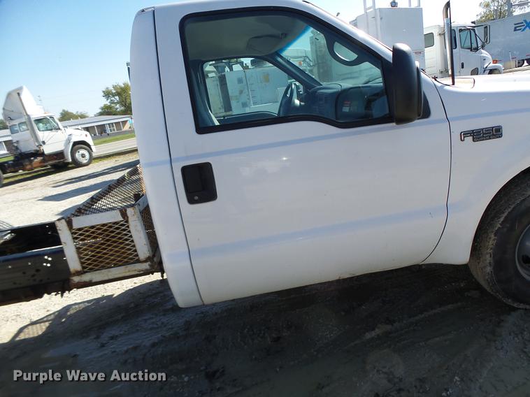 image for item DB9965 1999 Ford F350 Super Duty cab and chassis