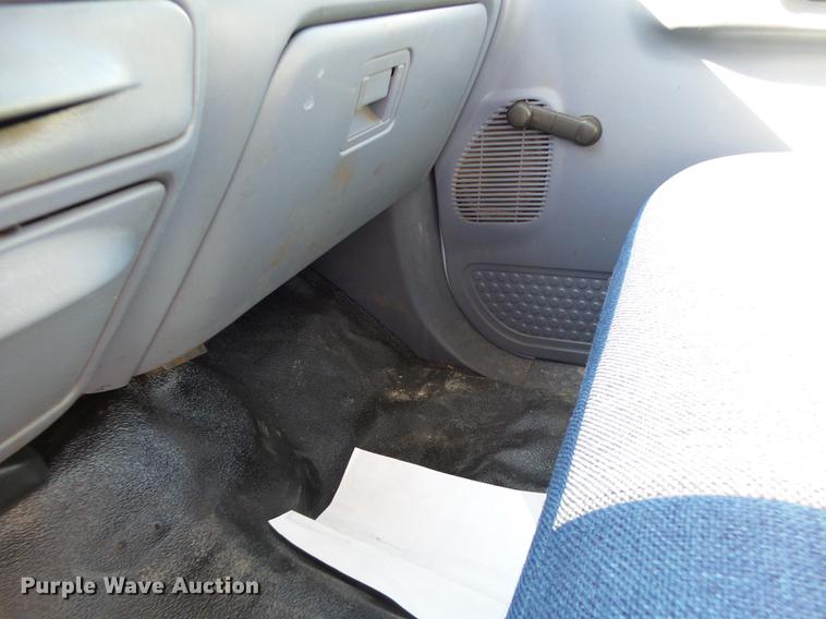 image for item DB9965 1999 Ford F350 Super Duty cab and chassis