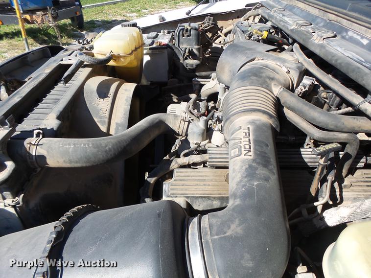 image for item DB9965 1999 Ford F350 Super Duty cab and chassis