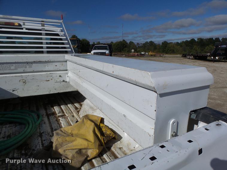 image for item DB9978 2009 Ford F250 Super Duty XL pickup truck