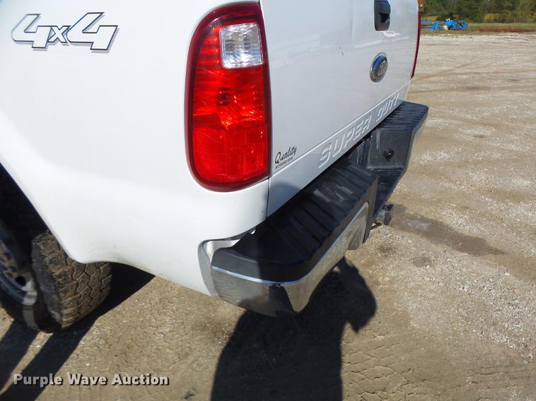 image for item DB9978 2009 Ford F250 Super Duty XL pickup truck