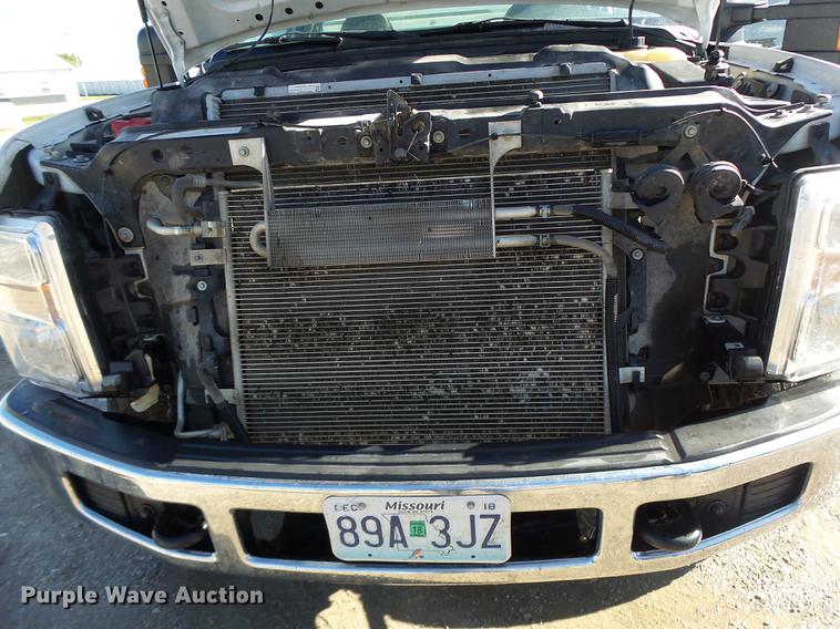 image for item DB9978 2009 Ford F250 Super Duty XL pickup truck