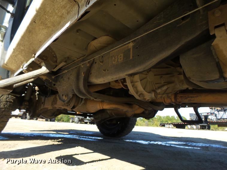 image for item DB9978 2009 Ford F250 Super Duty XL pickup truck