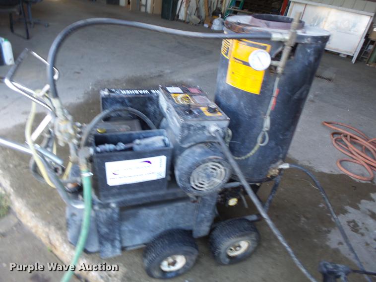 image for item DB9980 Mi-T-M 2004 hot pressure washer