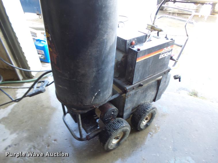 image for item DB9980 Mi-T-M 2004 hot pressure washer
