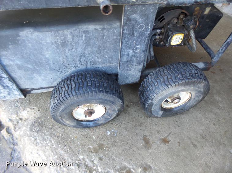 image for item DB9980 Mi-T-M 2004 hot pressure washer