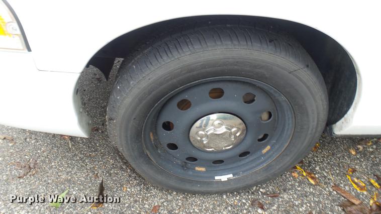 image for item DC1794 2010 Ford Crown Victoria Police Interceptor