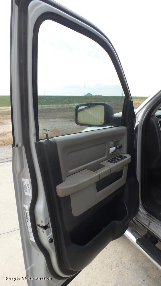 image for item DC1818 2012 Dodge Ram 1500 Crew Cab pickup truck
