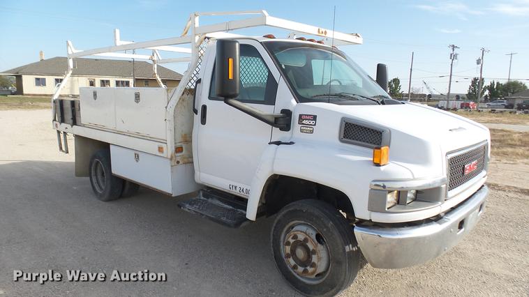 image for item DC1836 2006 GMC C4500 flatbed truck