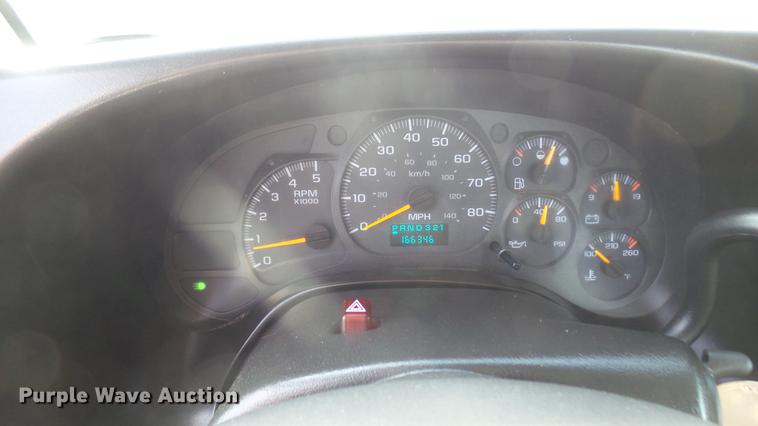 image for item DC1836 2006 GMC C4500 flatbed truck