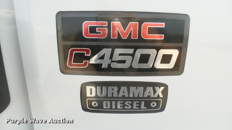 image for item DC1836 2006 GMC C4500 flatbed truck