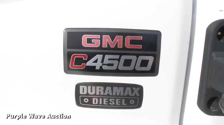 image for item DC1836 2006 GMC C4500 flatbed truck