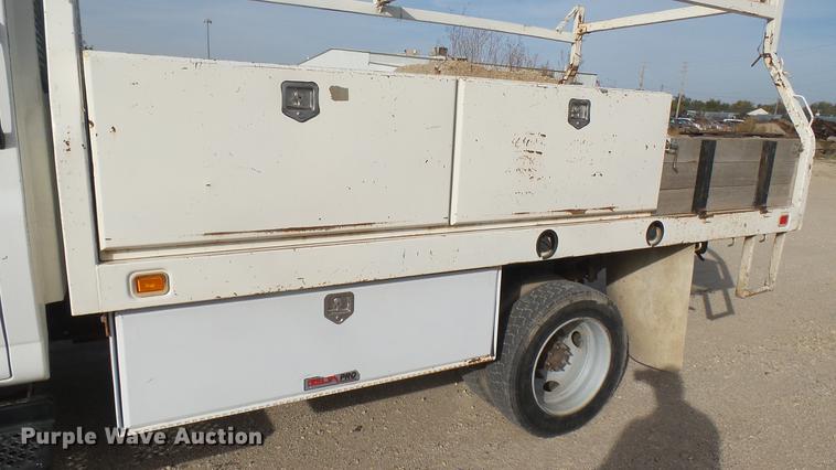 image for item DC1836 2006 GMC C4500 flatbed truck