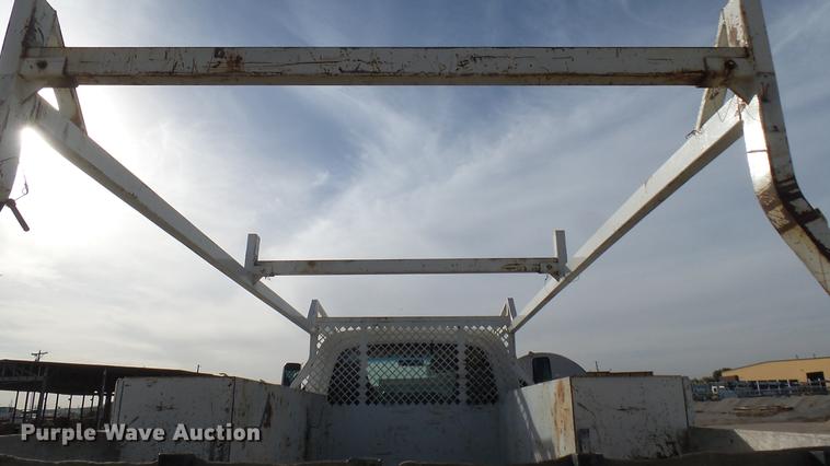 image for item DC1836 2006 GMC C4500 flatbed truck