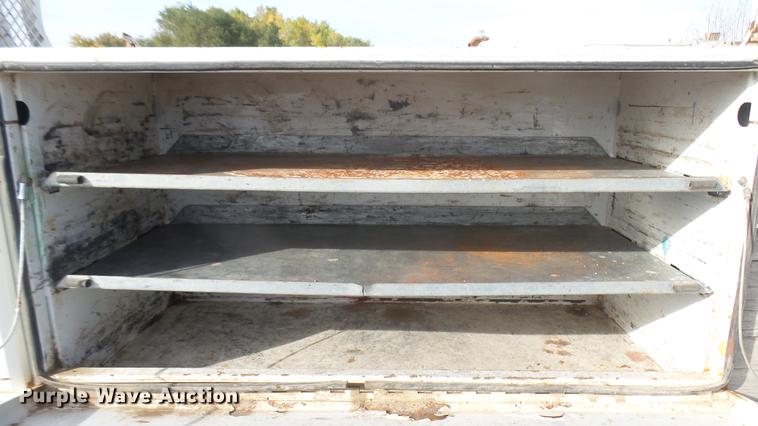 image for item DC1836 2006 GMC C4500 flatbed truck