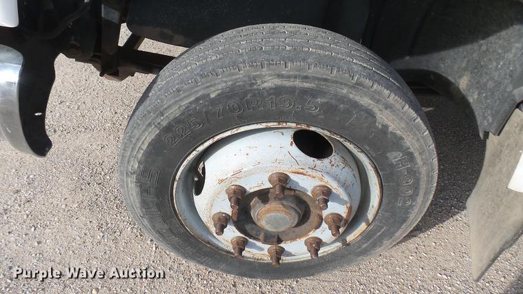 image for item DC1836 2006 GMC C4500 flatbed truck