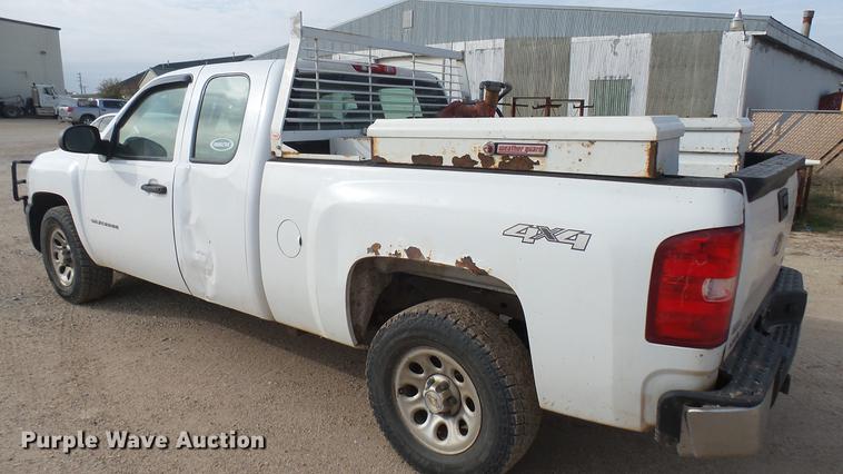 image for item DC1858 2007 Chevrolet Silverado 1500 Ext. Cab pickup truck