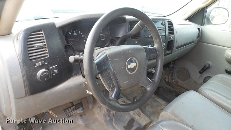 image for item DC1858 2007 Chevrolet Silverado 1500 Ext. Cab pickup truck