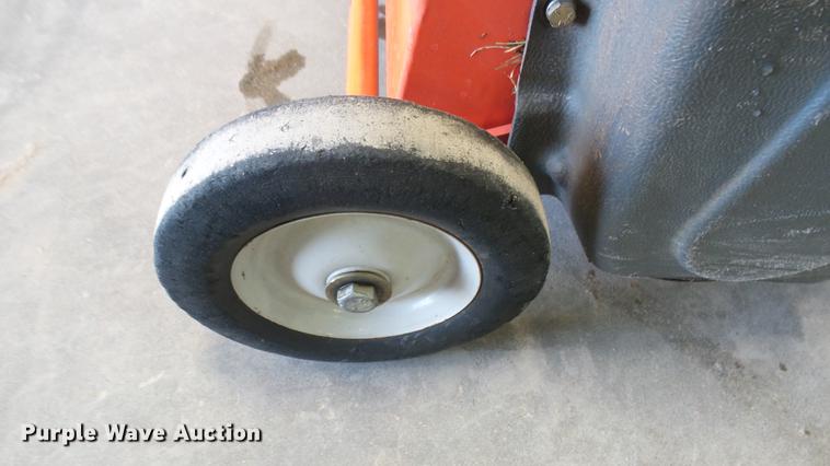 image for item DC1863 Husqvarna SD22 seeder