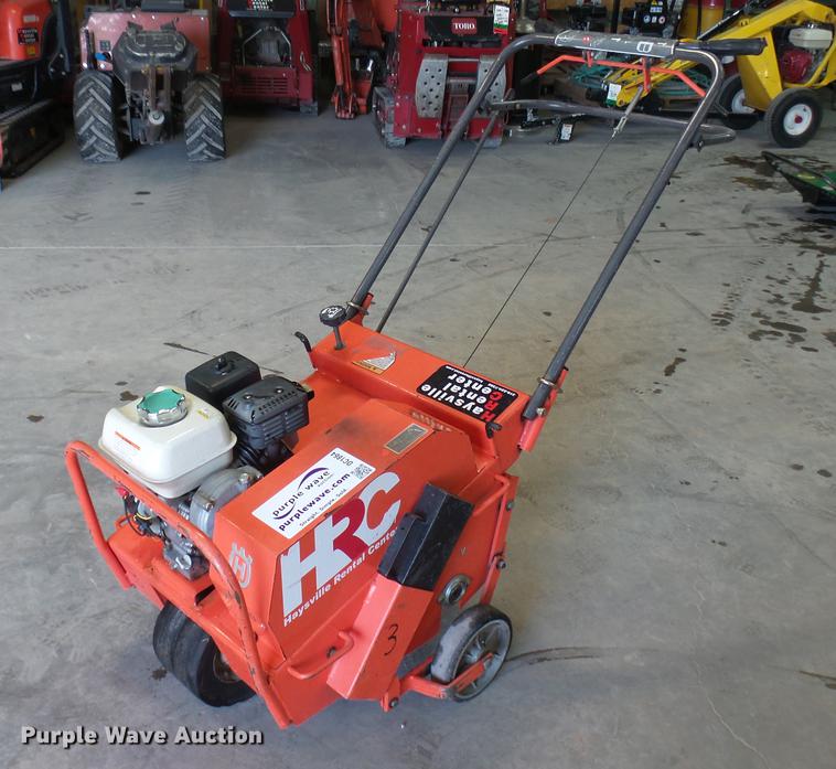 image for item DC1864 Husqvarna AR19 aerator