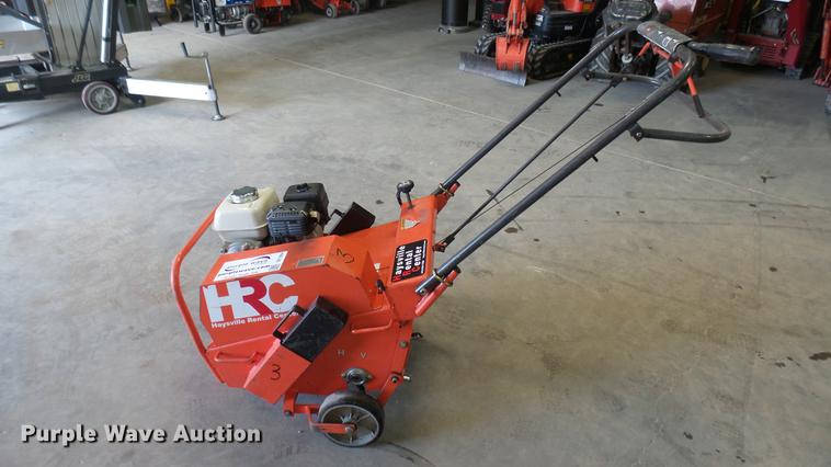 image for item DC1864 Husqvarna AR19 aerator