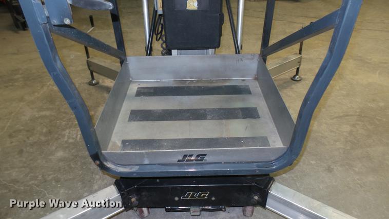 image for item DC1866 JLG 36AM vertical lift
