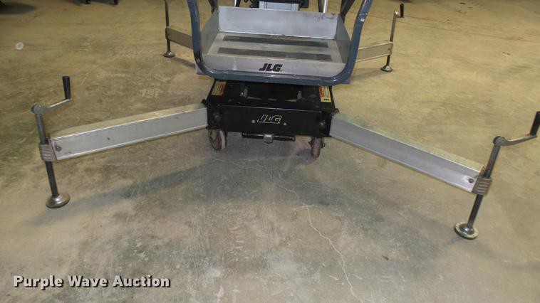 image for item DC1866 JLG 36AM vertical lift