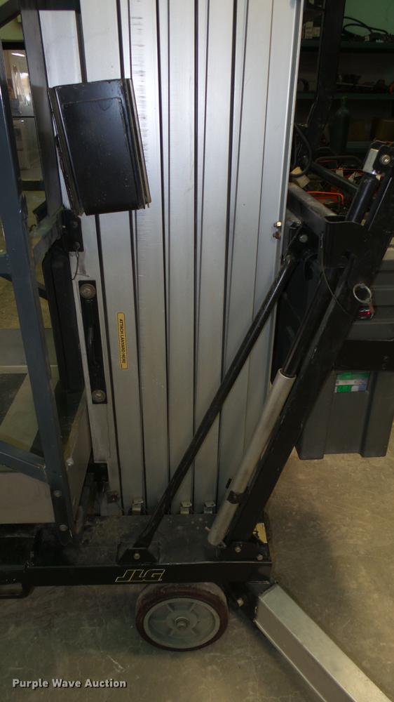 image for item DC1866 JLG 36AM vertical lift