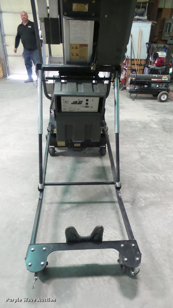 image for item DC1866 JLG 36AM vertical lift