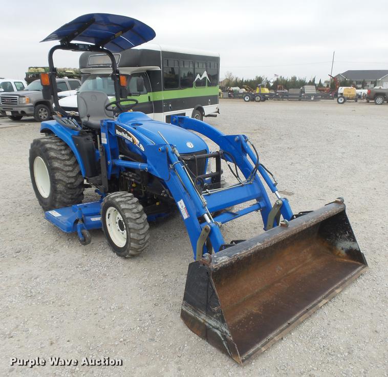 image for item DC3767 2006 New Holland TC34DA MFWD tractor